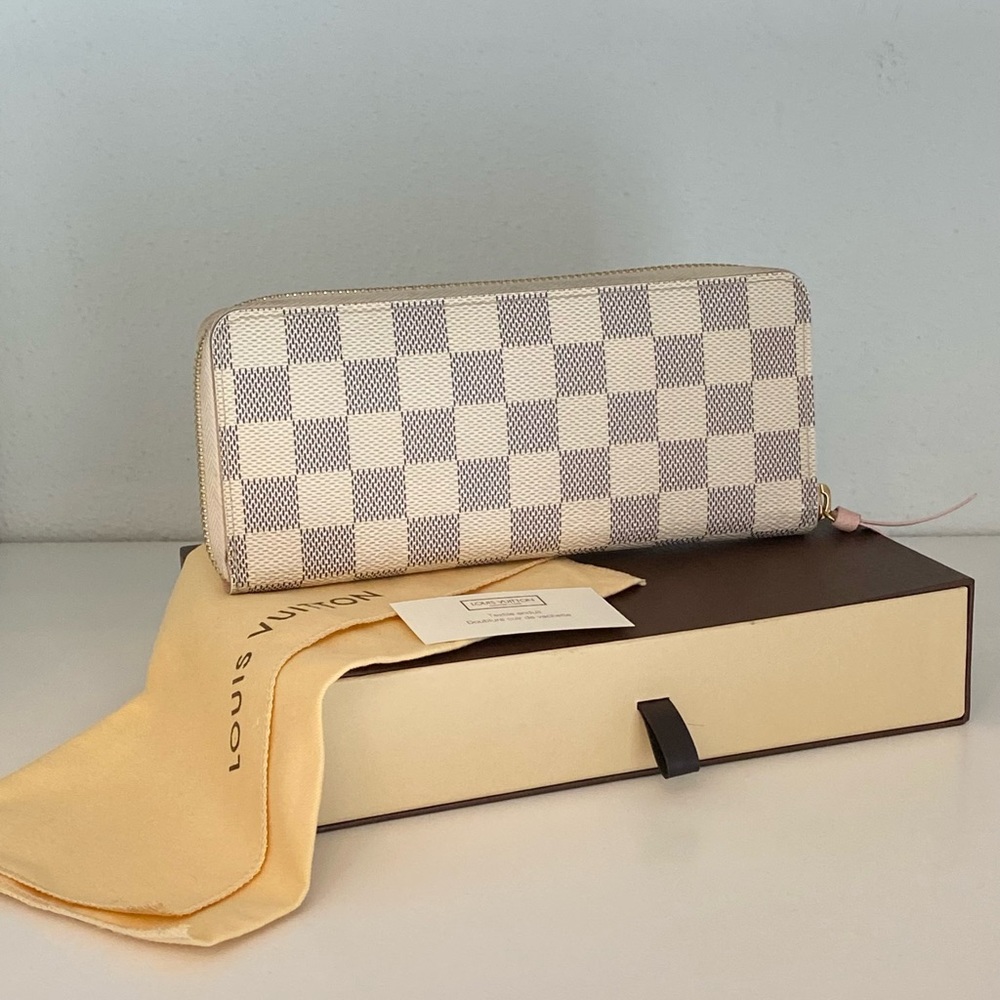 LOUIS VUITTON Clemence Damier Azur Wallet White
